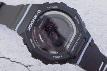 hands on casio g shock gmd b300 smaller sized bluetooth activity watch 68afff9cb2bbe