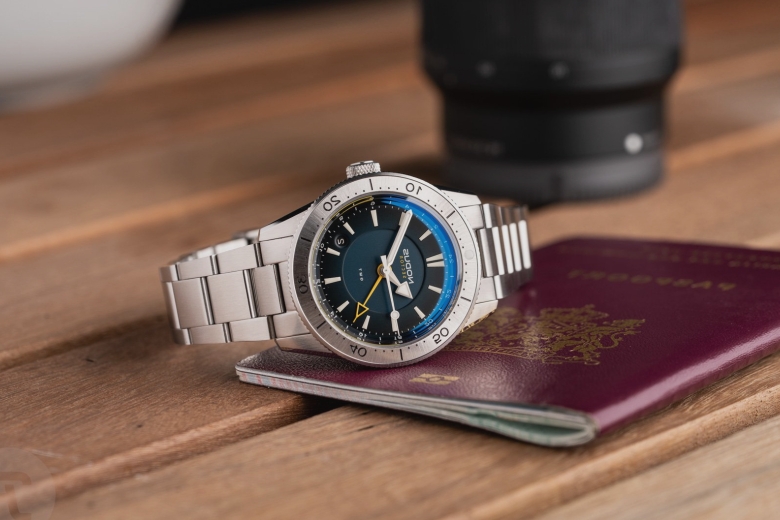 the nodus sector ii dive gmt is the best affordable travelers watch 68aeca2430279