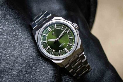rze resolute 36 review a distinctly refined field watch 68f8f4ae27364