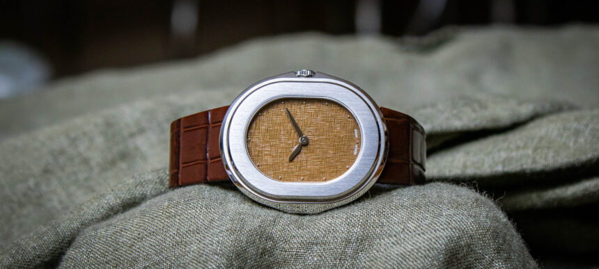 hands on the serica parade linen ref 1174 3 is an elegant yet rugged dress watch 693a7aee326b8